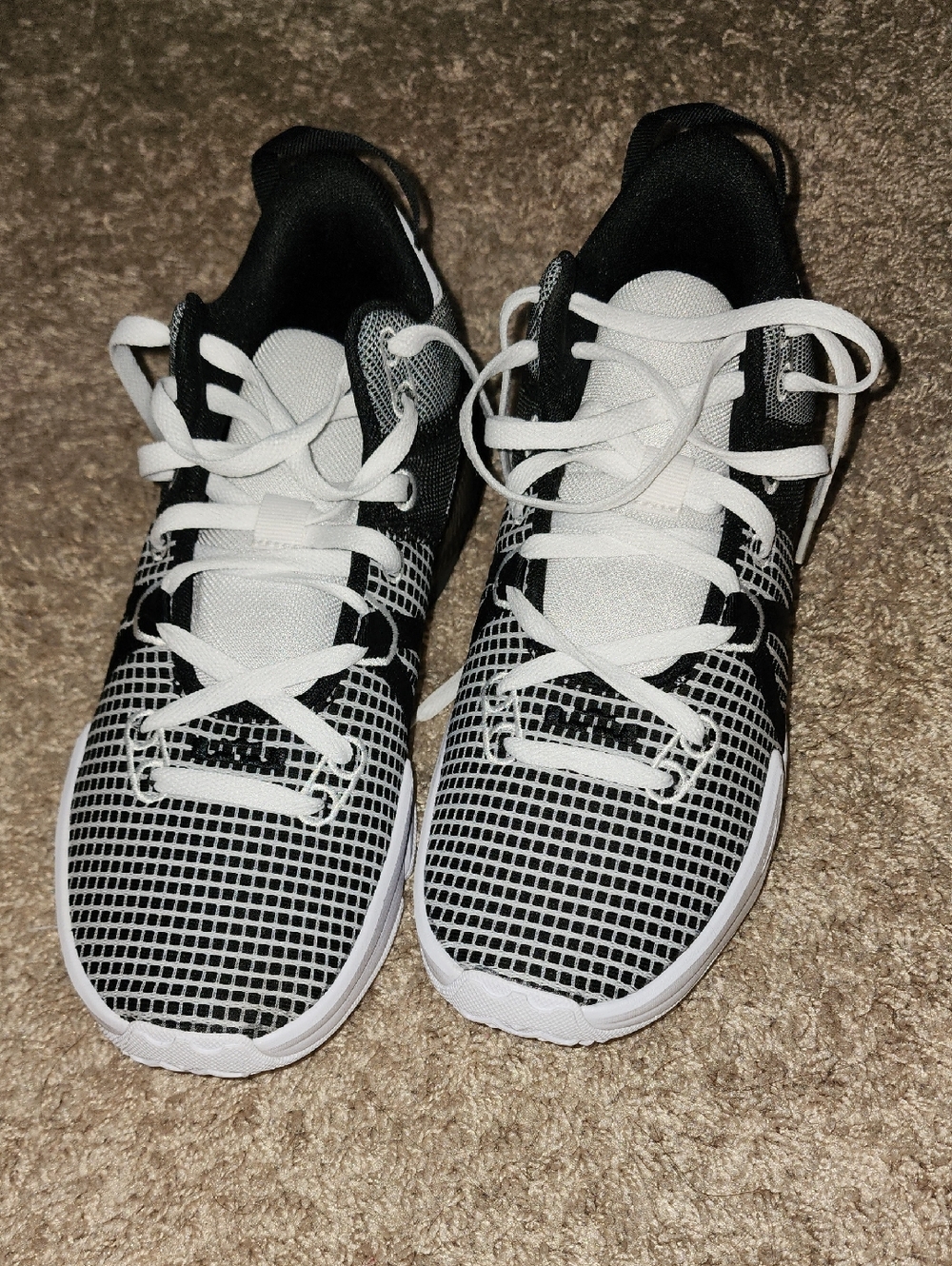 Brand New Nike Men's Lebron Witness 7 Baksetball Shoes